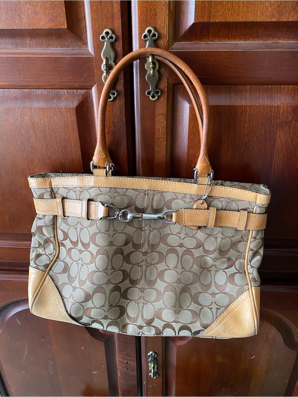 Coach Hamptons Signature Carryall